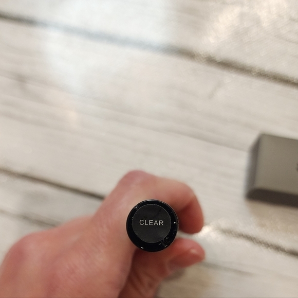 Nib Saint Luxe Brow Gel in Clear Lightweight Fuller Brows Full Size 5.8ml - Picture 8 of 8